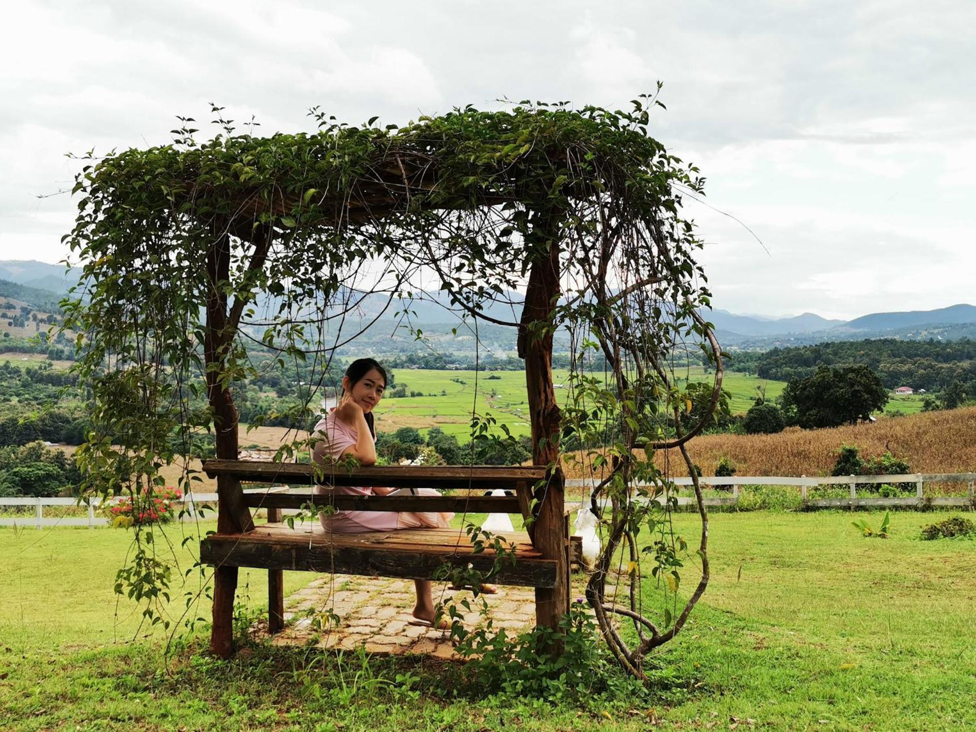 มนต์เมืองแจ่ม Hotel Mae Chaem Luaran gambar