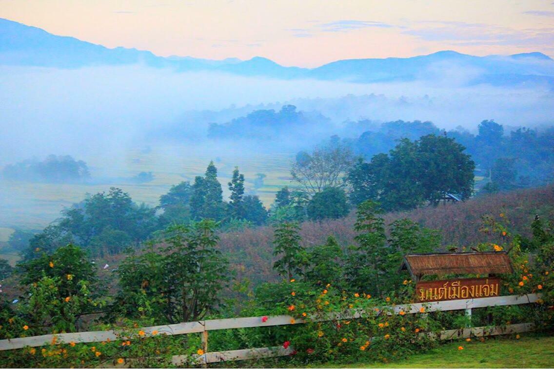 มนต์เมืองแจ่ม Hotel Mae Chaem Luaran gambar