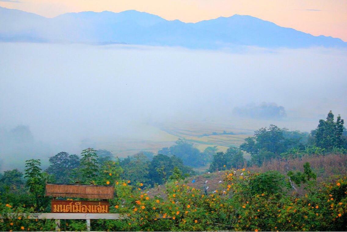 มนต์เมืองแจ่ม Hotel Mae Chaem Luaran gambar