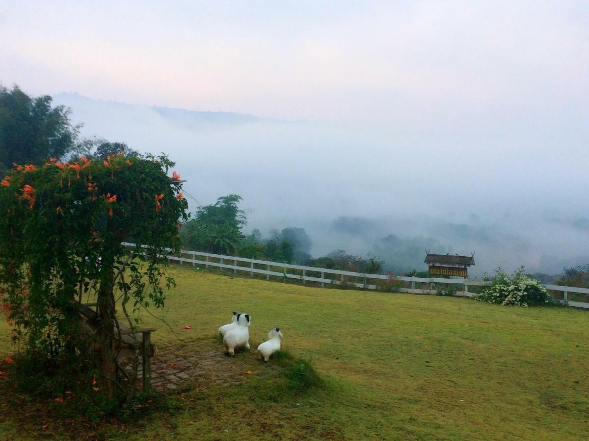 มนต์เมืองแจ่ม Hotel Mae Chaem Luaran gambar